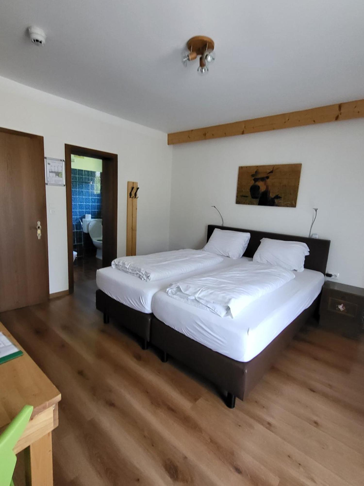 Gaestehaus Zum Steirischen Kuss Aich  Εξωτερικό φωτογραφία