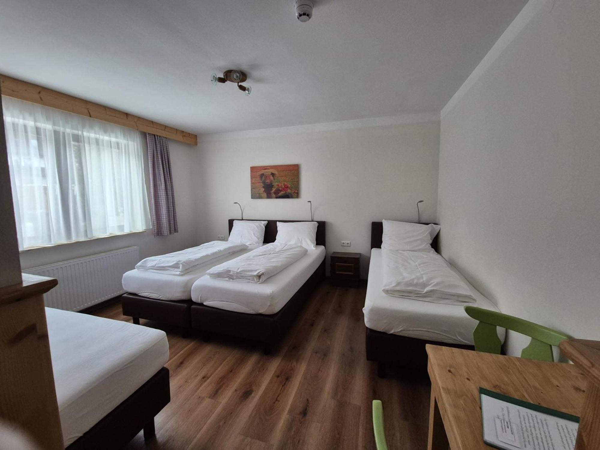 Gaestehaus Zum Steirischen Kuss Aich  Εξωτερικό φωτογραφία